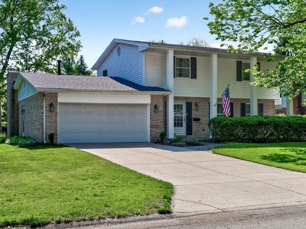 5148 Tahitian Place , Dayton, OH 45440