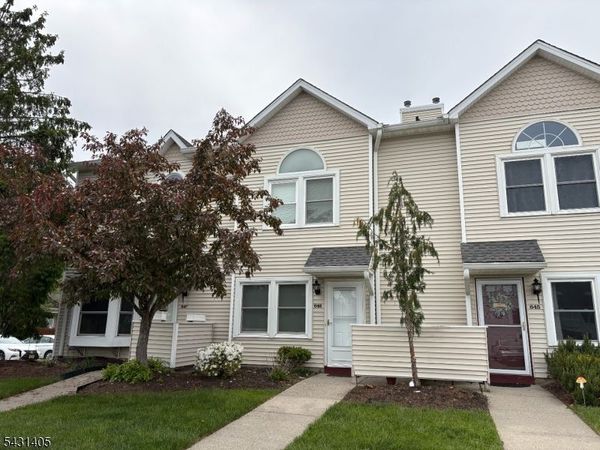 646 Faulkner Dr, Independence, NJ 07840