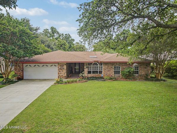 109 Dogwood Drive, Gulfport, MS 39507