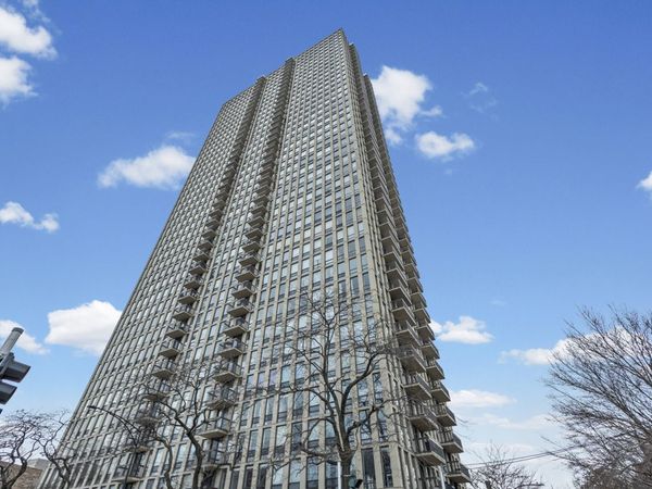 1660 N La Salle Drive, Unit 3809, Chicago, IL 60614