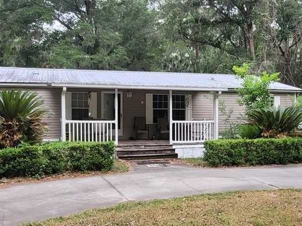 9810 NW 66th Ter, Chiefland, FL 32626