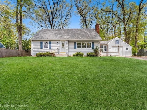 148 Hadley St, Springfield, MA 01118