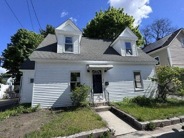 721 Blossom St, Fitchburg, MA 01420