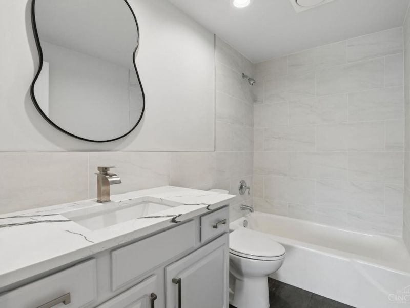 810 Matson Place, Unit 602, Cincinnati, OH 45204 Photo 18