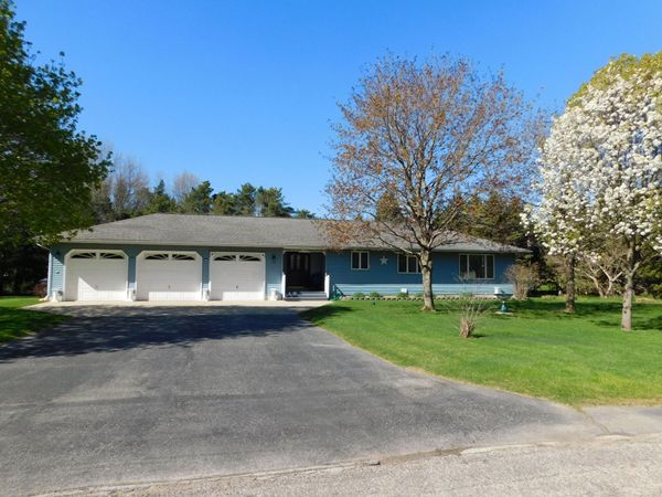 1576 Anthony Road, Manistee, MI 49660