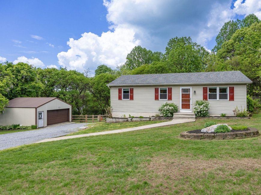 88 Lobachsville Road, Fleetwood, PA 19522 Main Photo