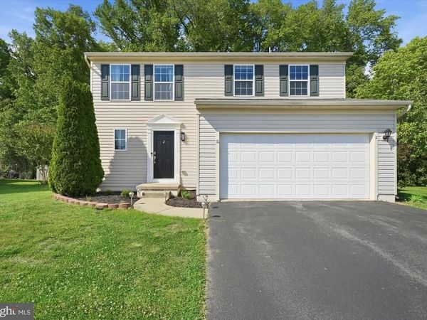 2 GREENSPIRE LANE, SMYRNA, DE 19977