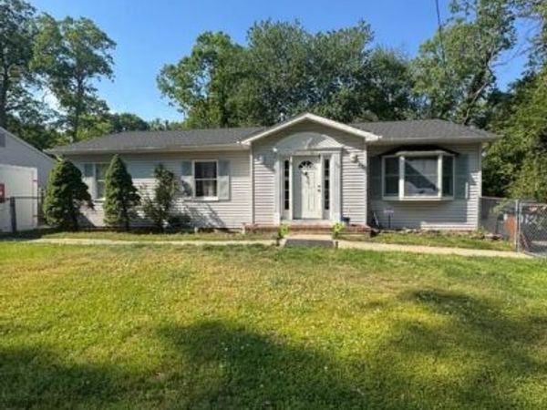 112 PHILLIPS AVENUE, BROWNS MILLS, NJ 08015