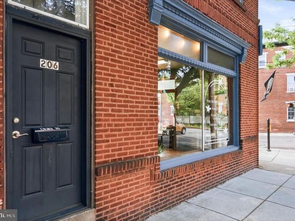 206 N CHARLOTTE STREET, POTTSTOWN, PA 19464