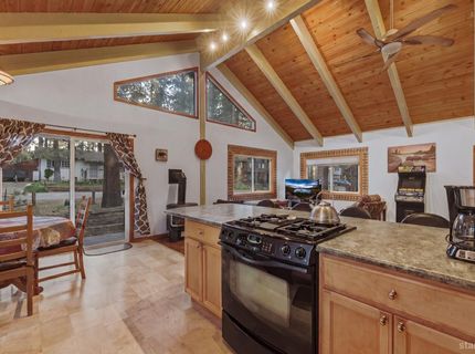 1871 Guadalupe Street, South Lake Tahoe, CA 96150 Photo