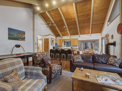 1871 Guadalupe Street, South Lake Tahoe, CA 96150 Photo