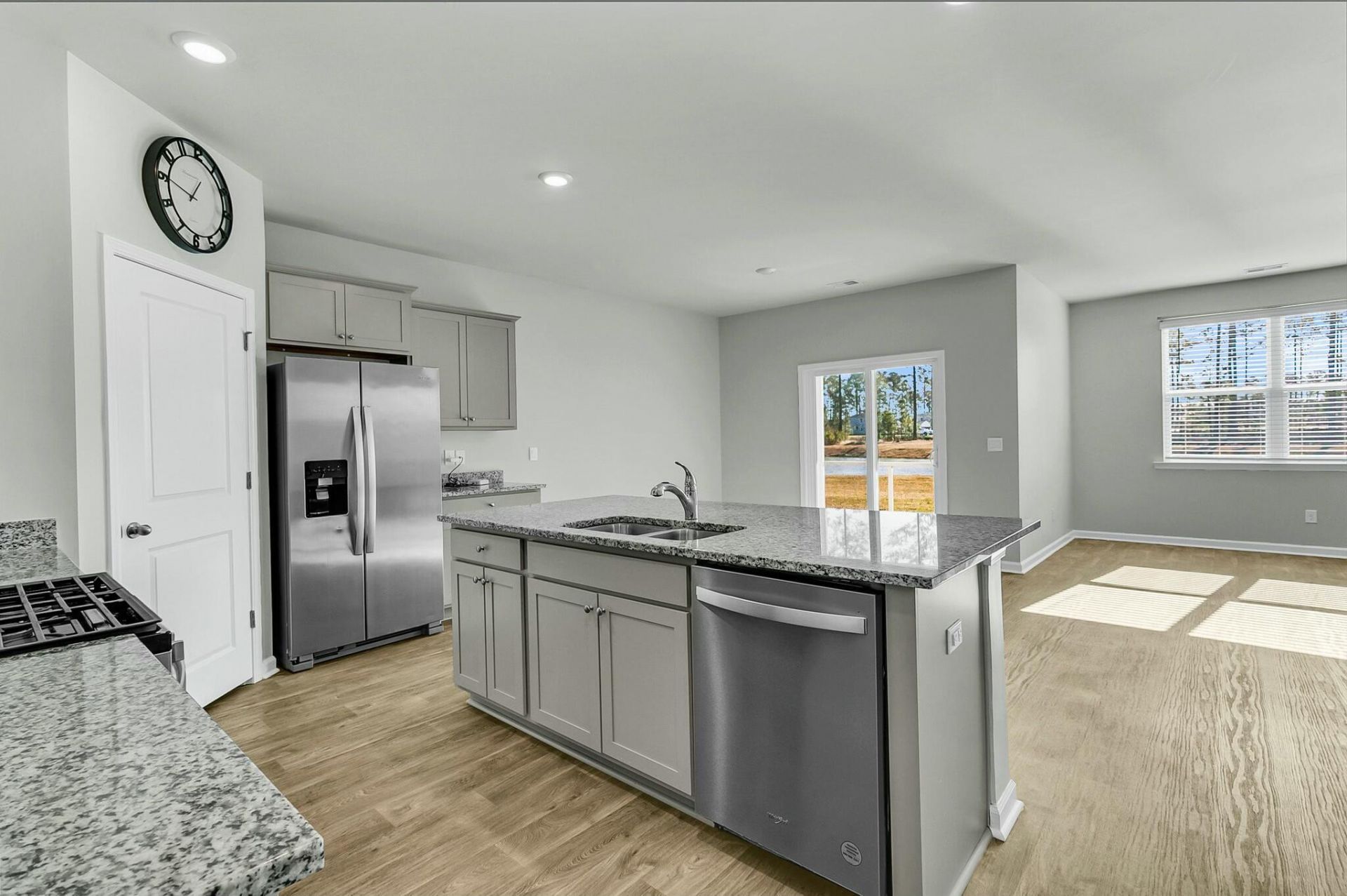 229 Grand View Crossing Photo 12