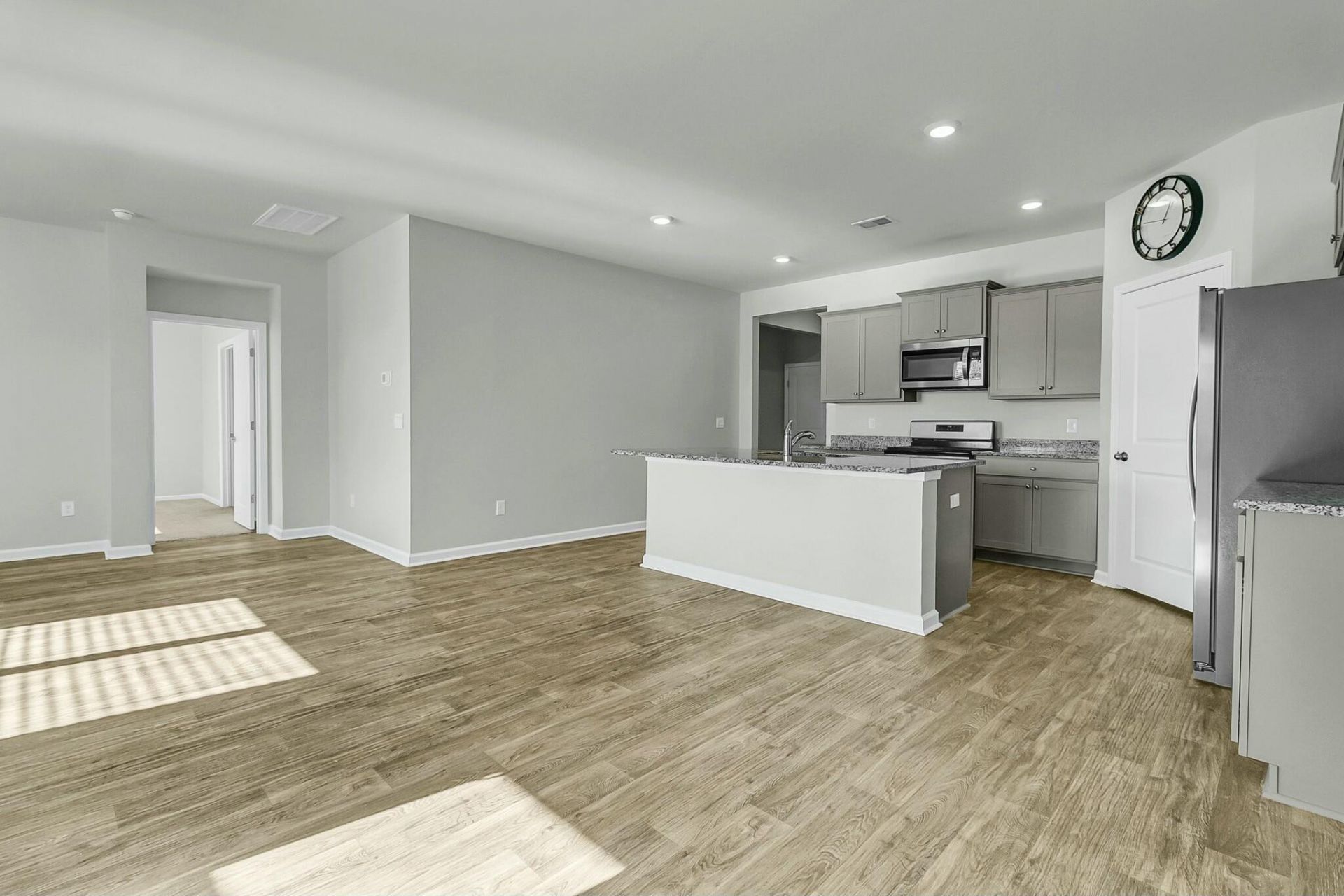 229 Grand View Crossing Photo 14