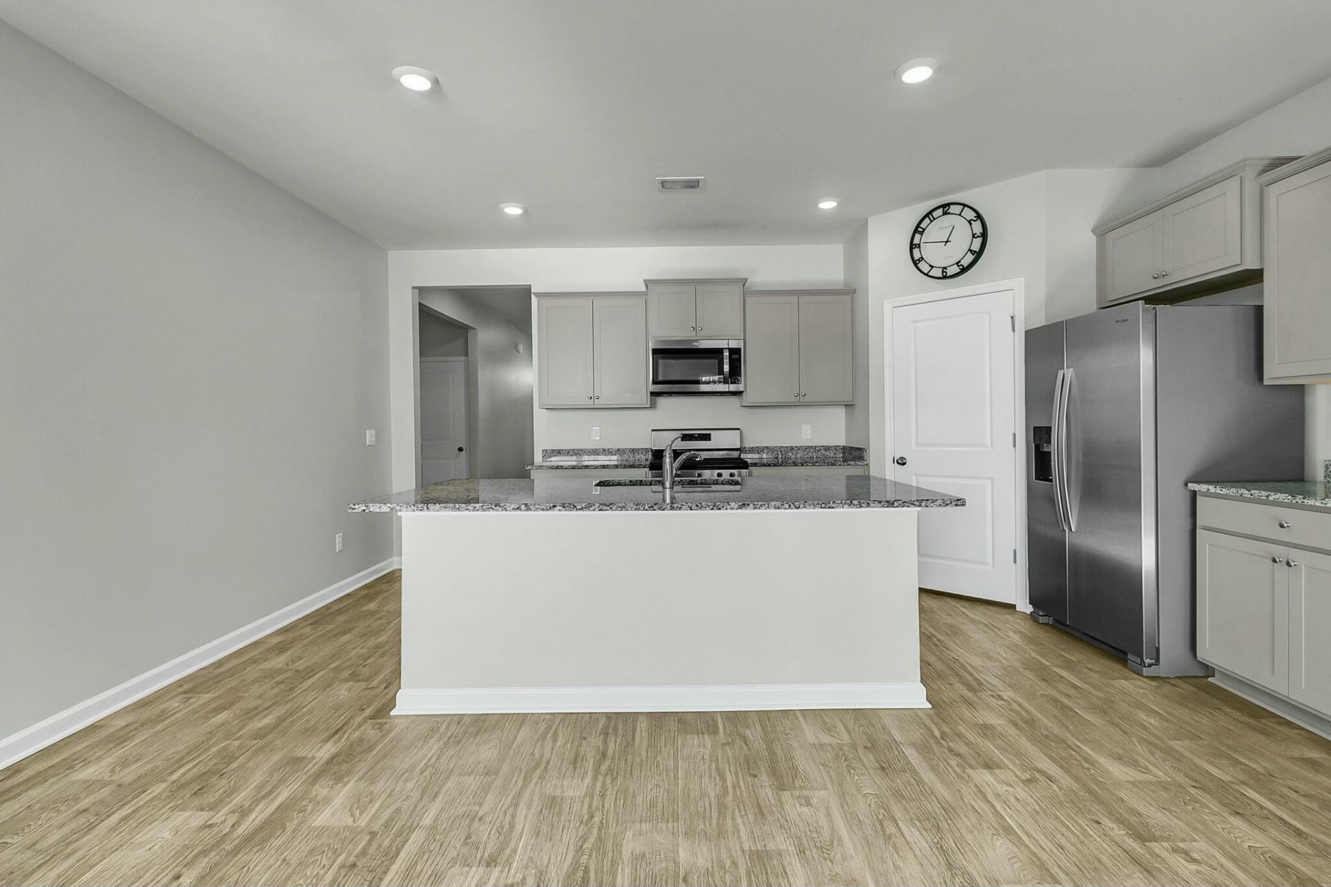 229 Grand View Crossing Photo 9