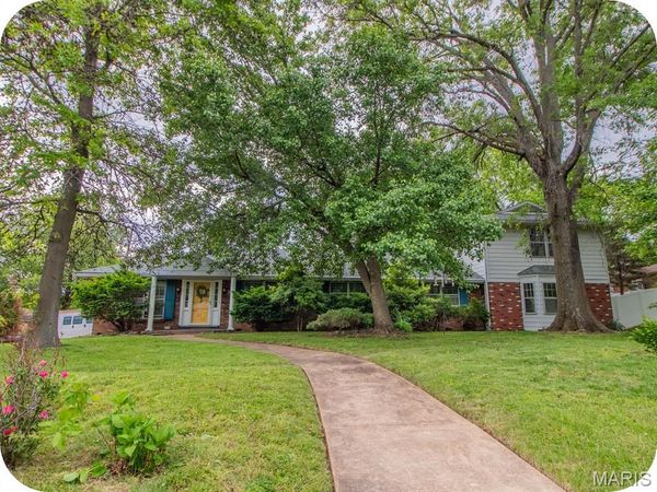 8700 S Laclede Station Road , Unincorporated, MO 63123