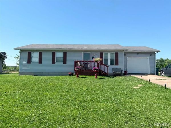 10 Ruby Street , Cahokia, IL 62206