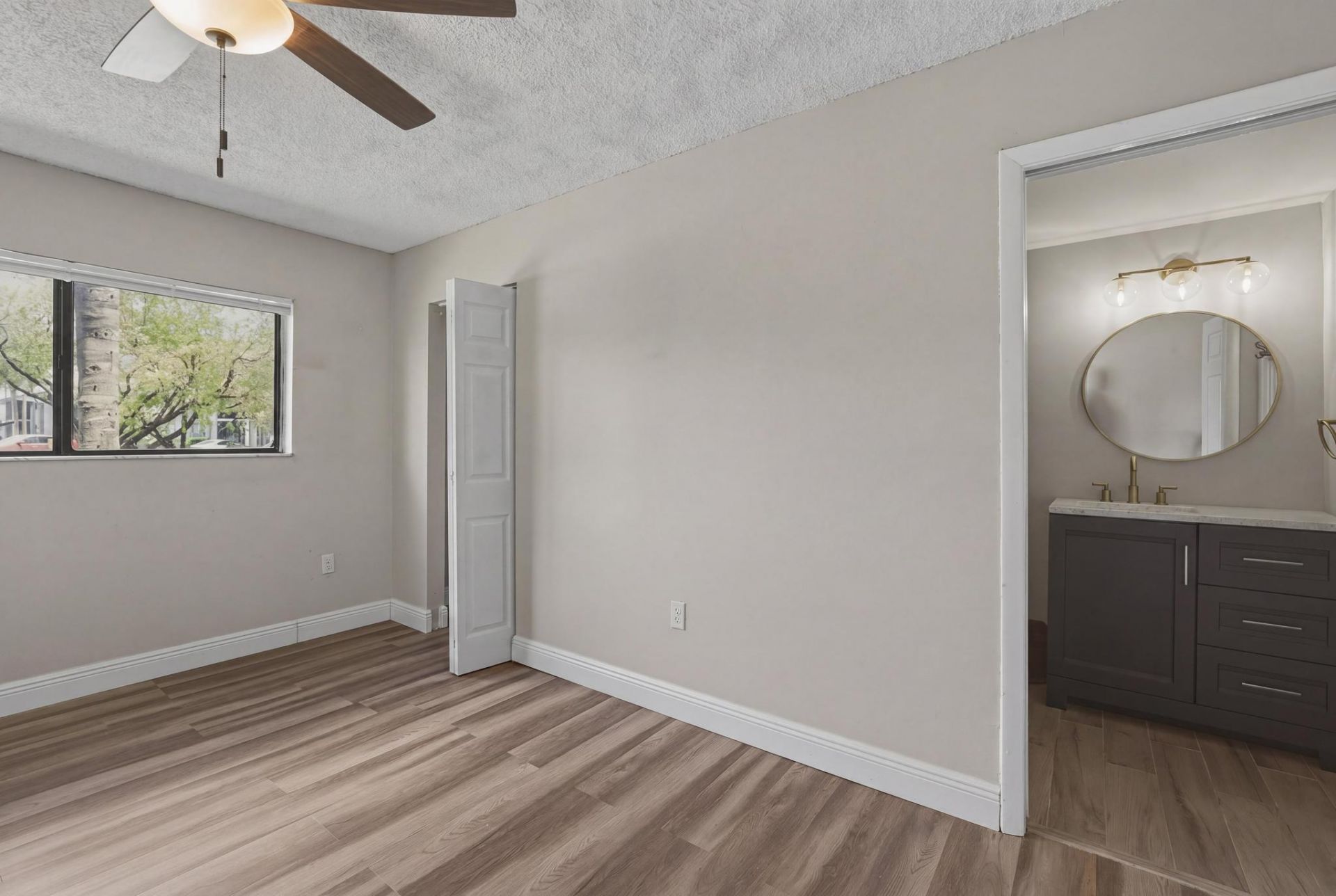 468 NE 206th Lane, Unit 108-6, Miami, FL 33179 Photo