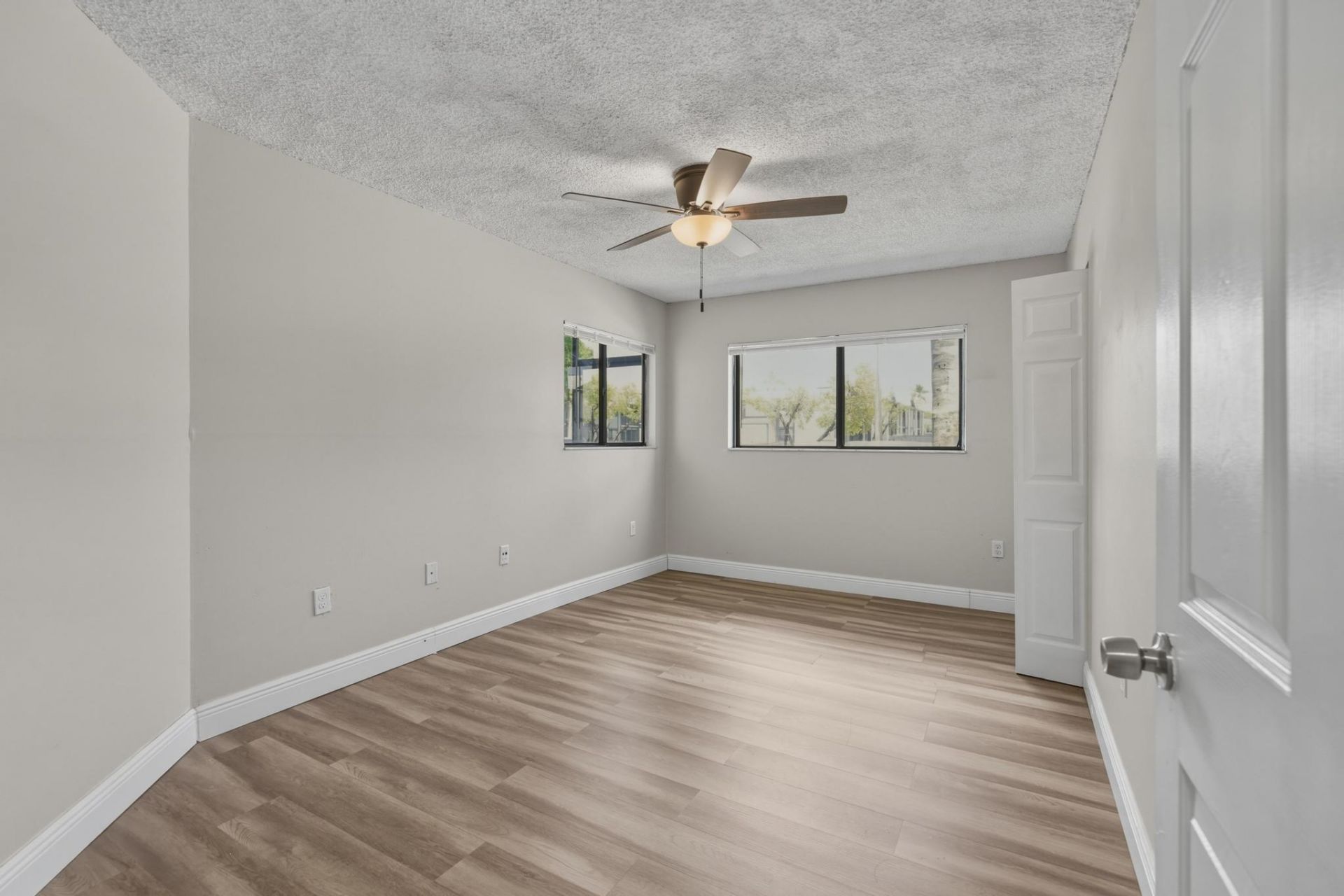 468 NE 206th Lane, Unit 108-6, Miami, FL 33179 Photo