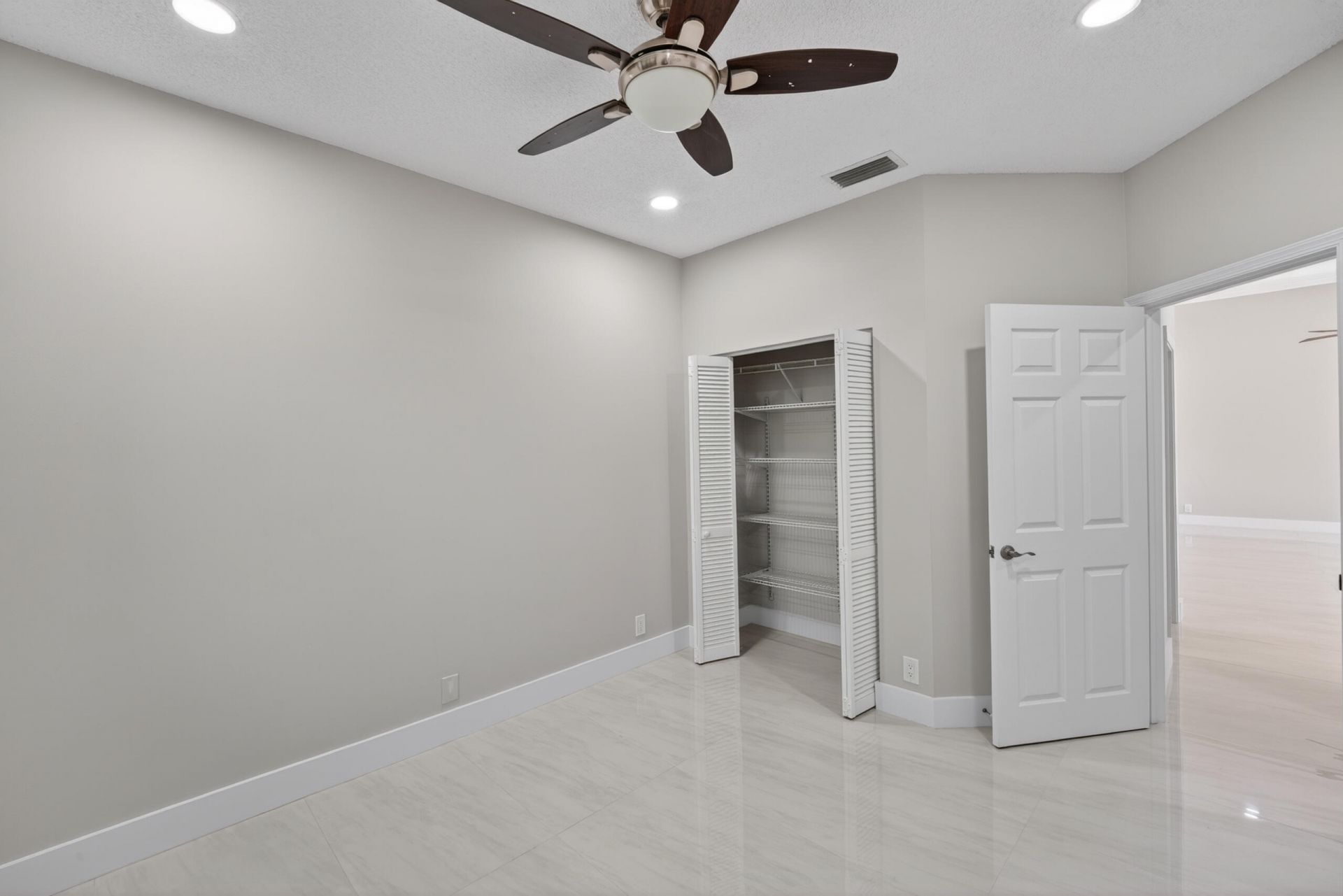 3043 Lakewood Drive, Weston, FL 33332 Photo