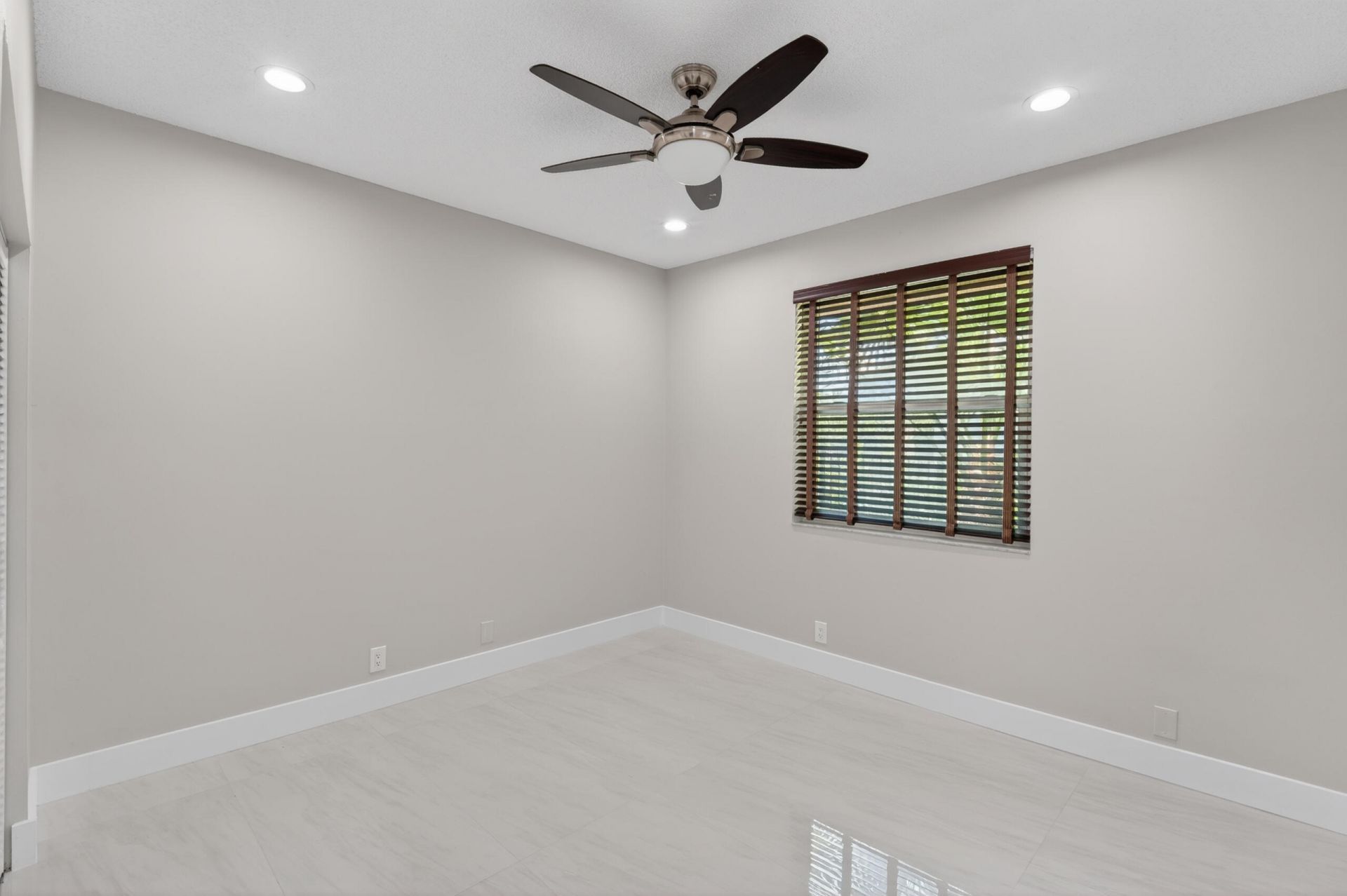 3043 Lakewood Drive, Weston, FL 33332 Photo