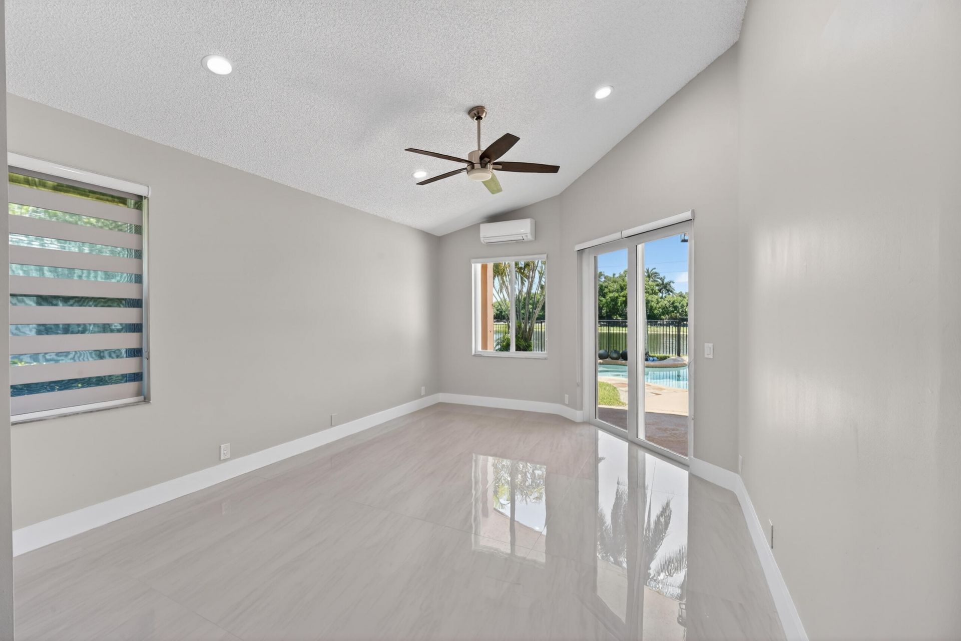 3043 Lakewood Drive, Weston, FL 33332 Photo