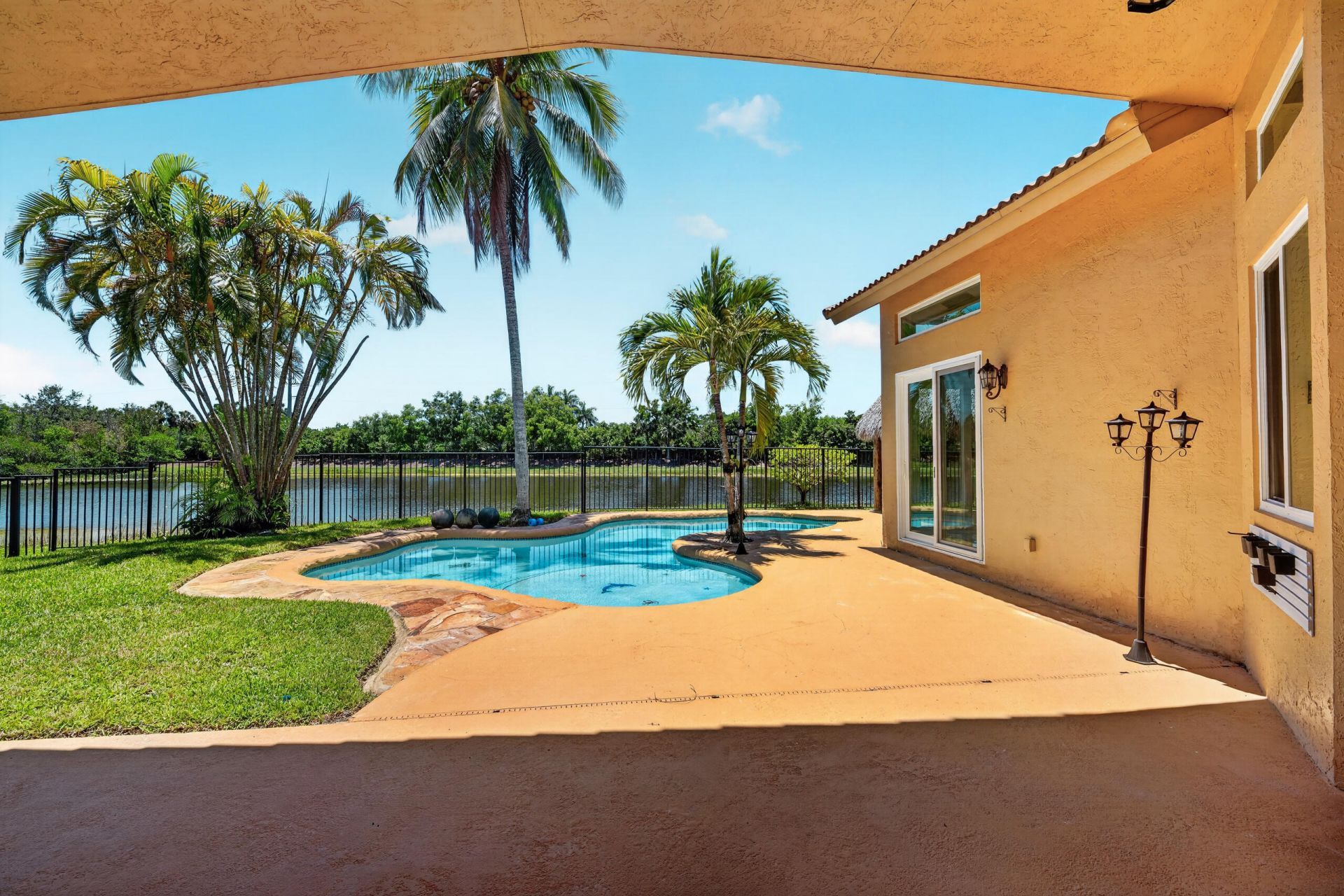 3043 Lakewood Drive, Weston, FL 33332 Photo