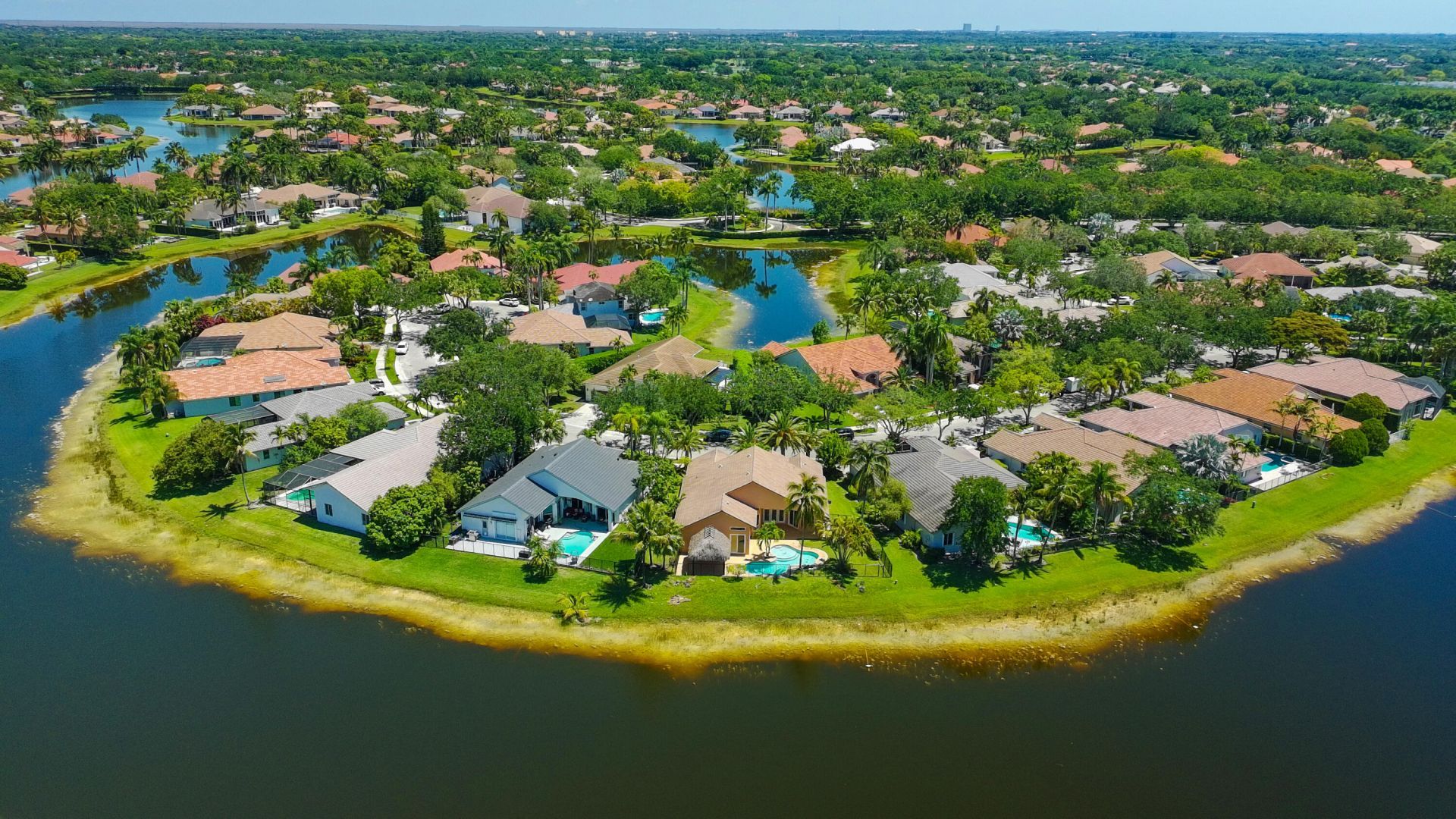 3043 Lakewood Drive, Weston, FL 33332 Photo