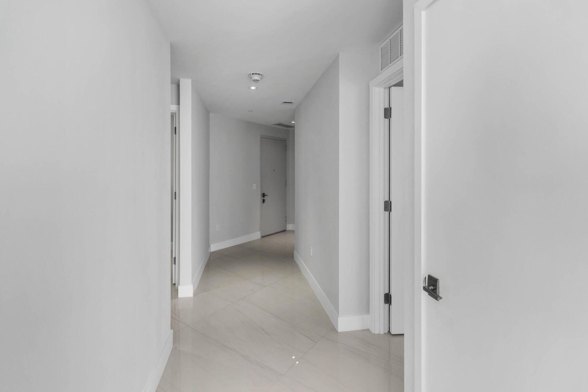 3100 N Ocean Drive, Unit H-1608, Singer Island, FL 33404 Photo