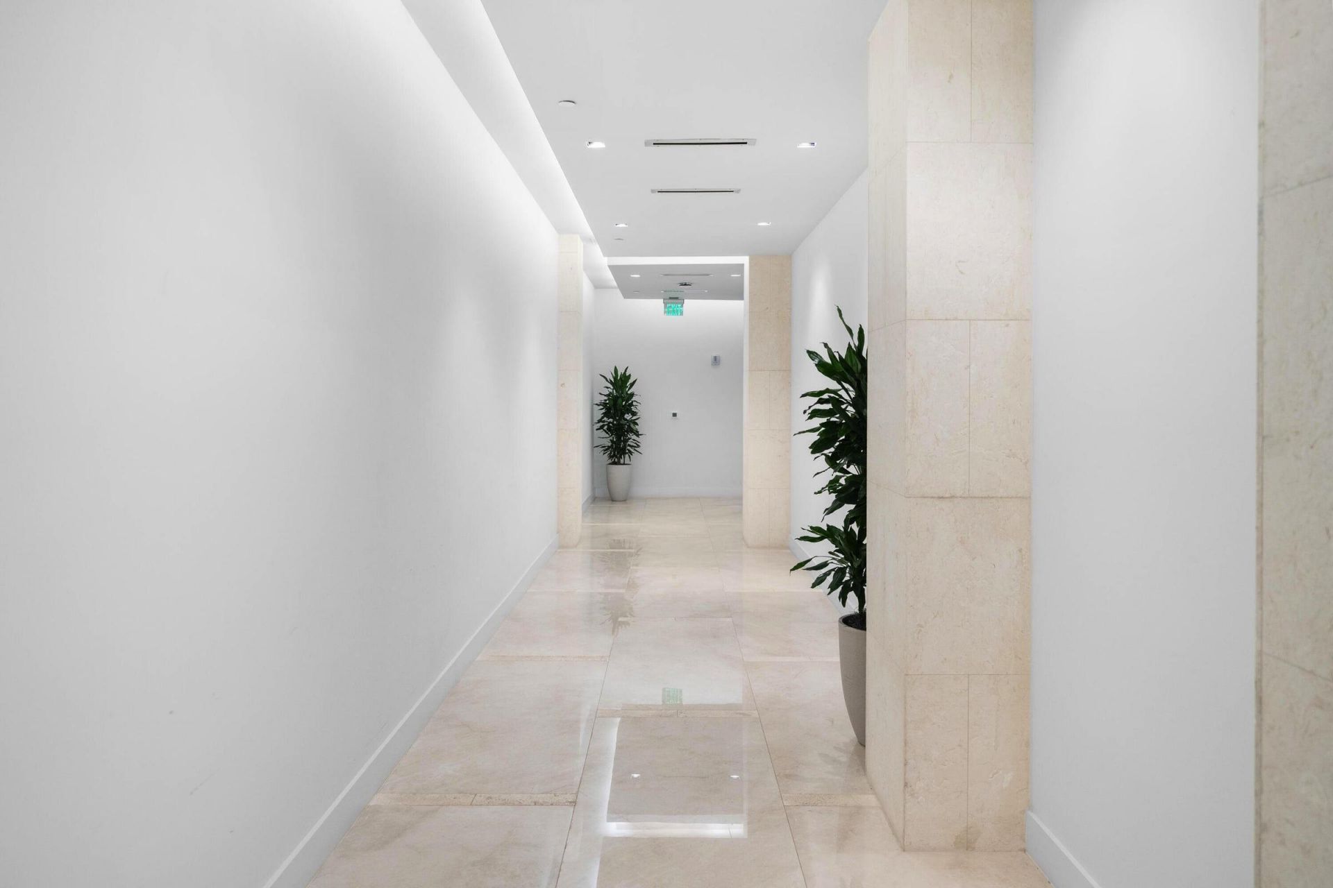 3100 N Ocean Drive, Unit H-1608, Singer Island, FL 33404 Photo