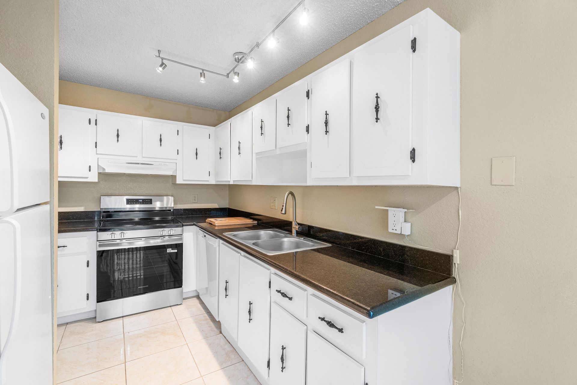 1641 NW 19th Terrace, Unit 46-a, Delray Beach, FL 33445 Photo