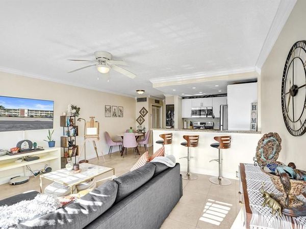 5201 NE 24th Terrace, Unit A203, Fort Lauderdale, FL 33308