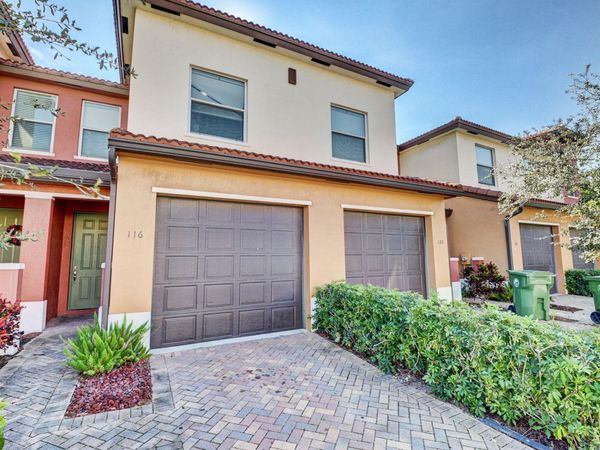 101 Harrington Court, Palm Springs, FL 33461