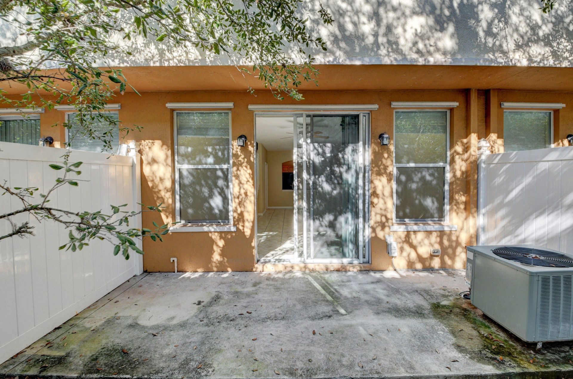 101 Harrington Court, Palm Springs, FL 33461 Photo
