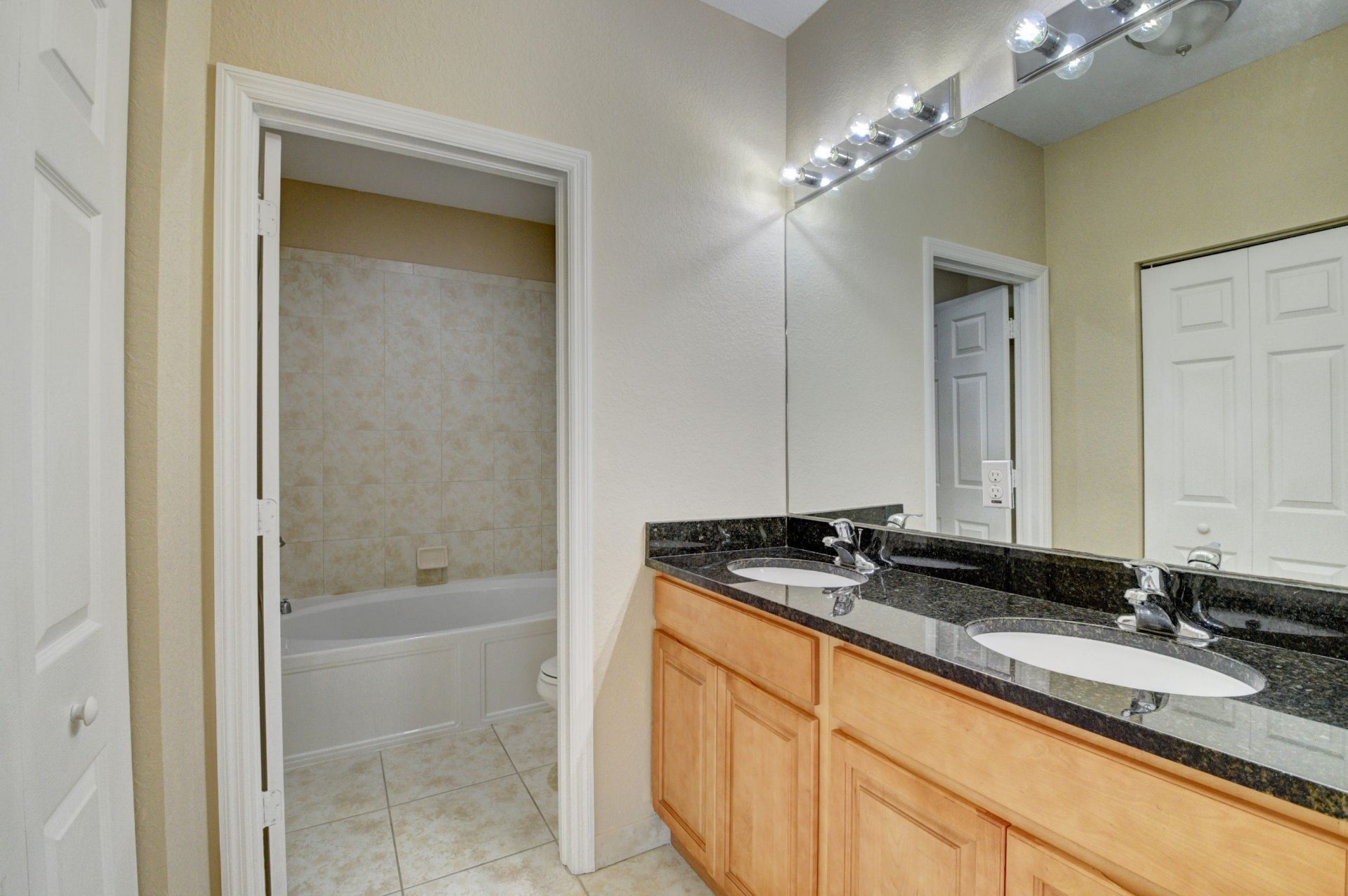101 Harrington Court, Palm Springs, FL 33461 Photo