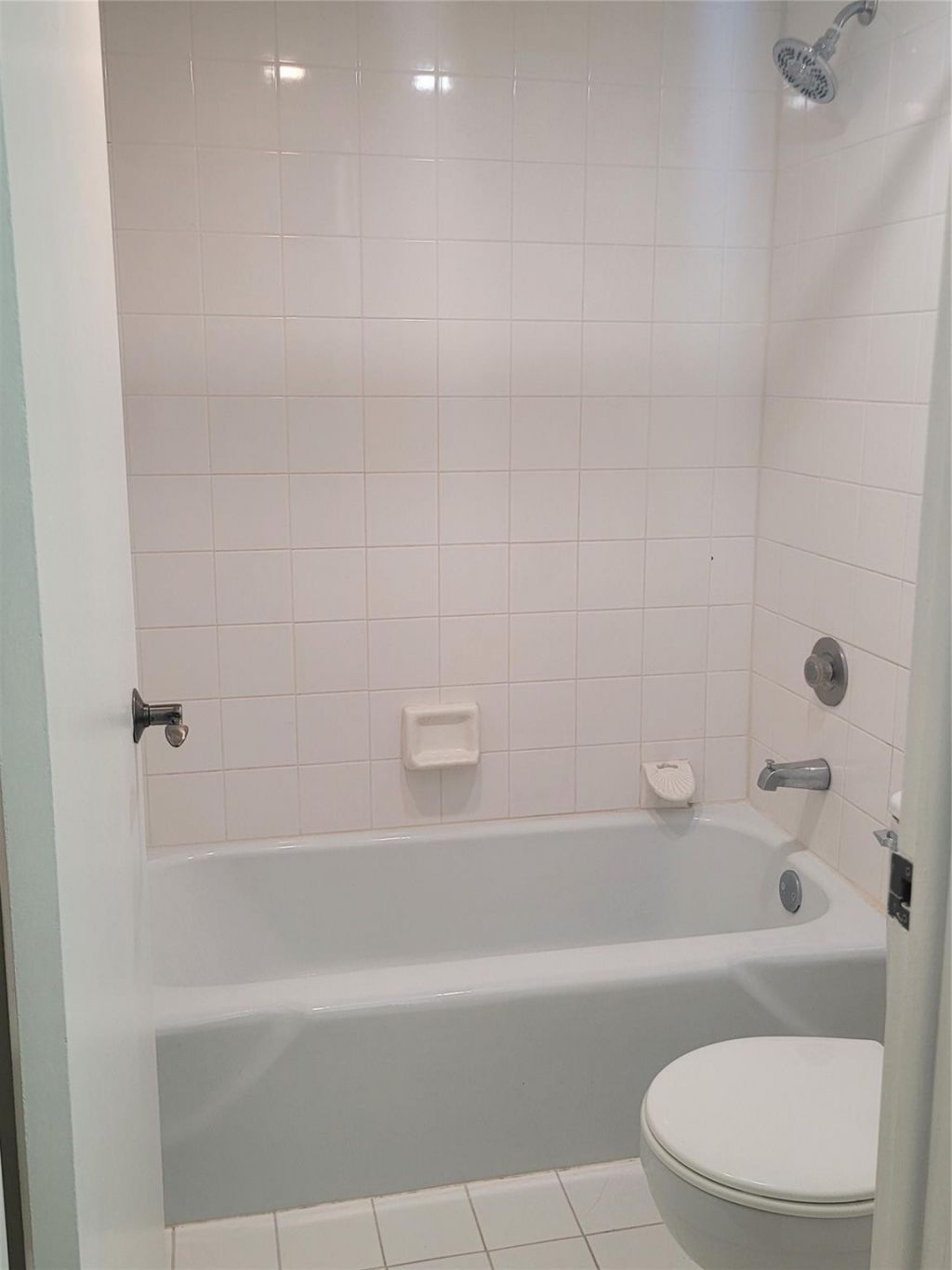 3650 Inverrary Drive, Unit 1u, Lauderhill, FL 33319 Photo