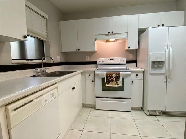 2967 Riverside Drive, Coral Springs, FL 33065