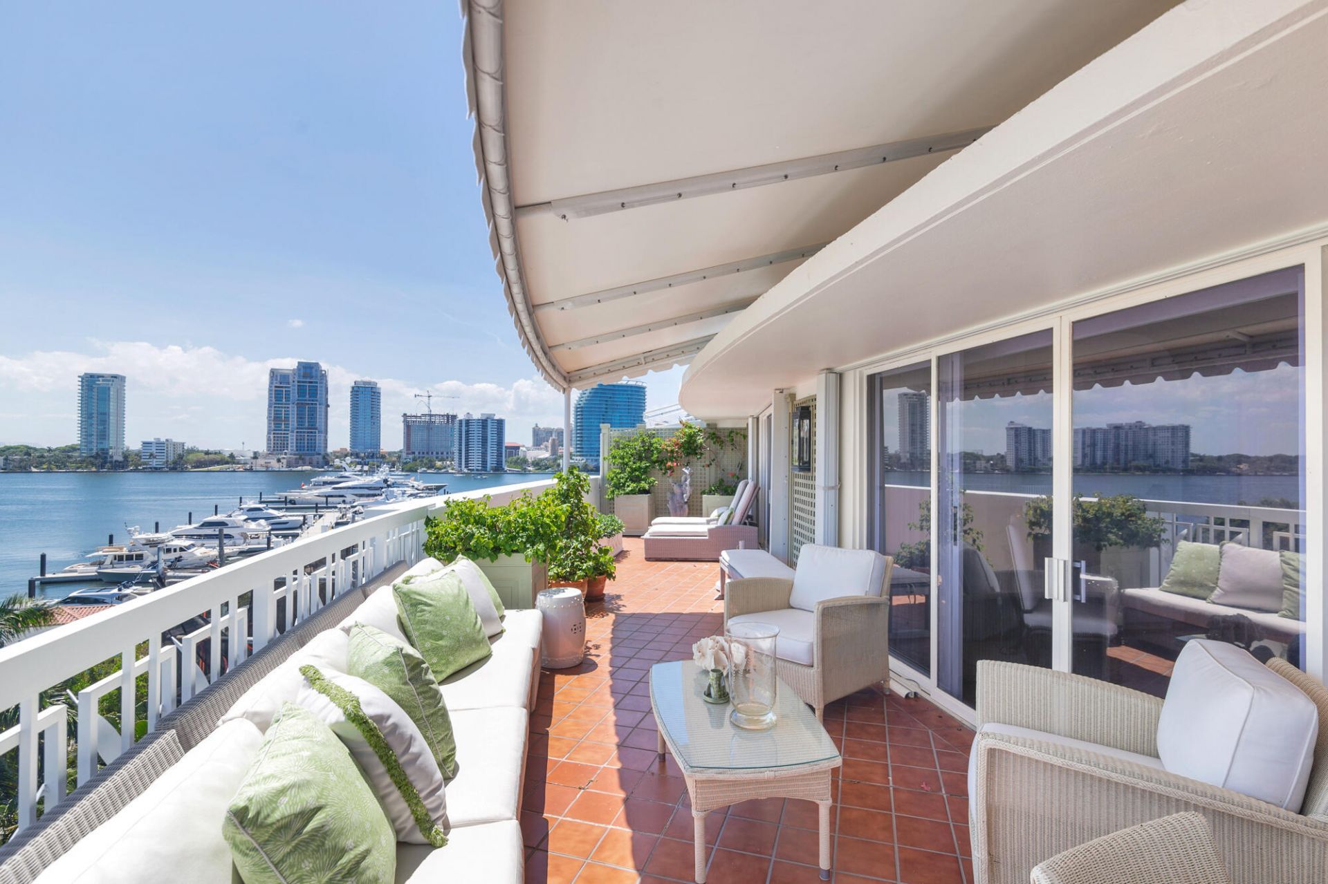 389 S Lake Drive, Unit Phb, Palm Beach, FL 33480 Photo