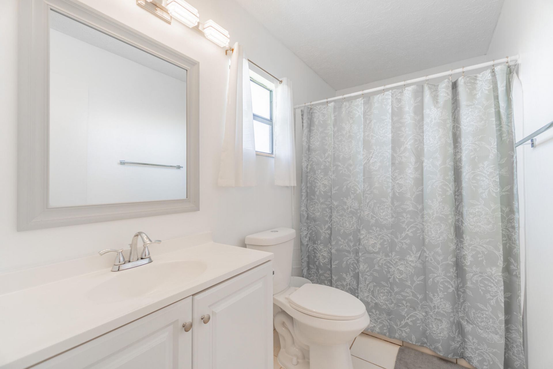 1573 SW Dycus Avenue, Port Saint Lucie, FL 34953 Photo