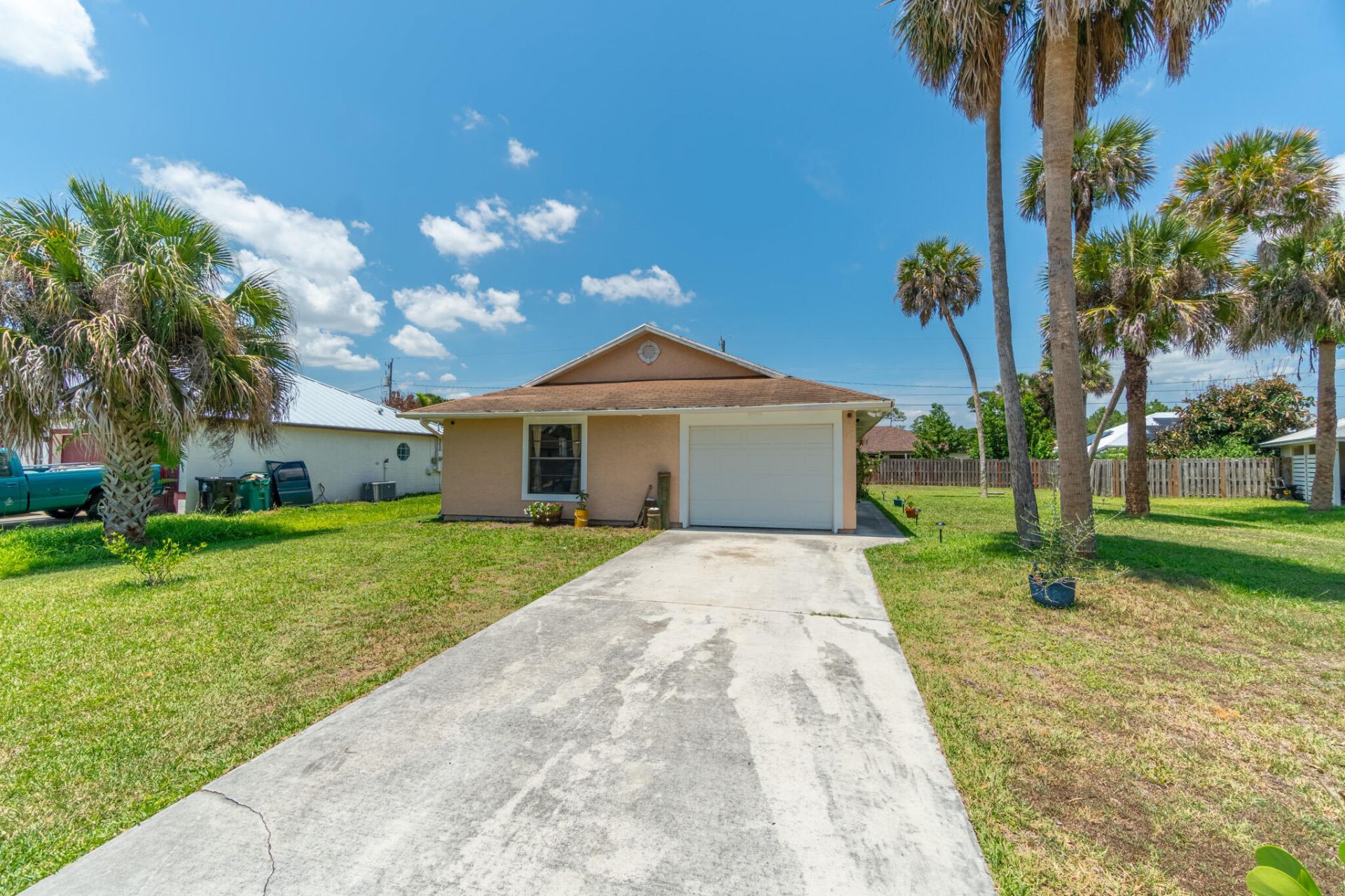 1573 SW Dycus Avenue, Port Saint Lucie, FL 34953 Photo