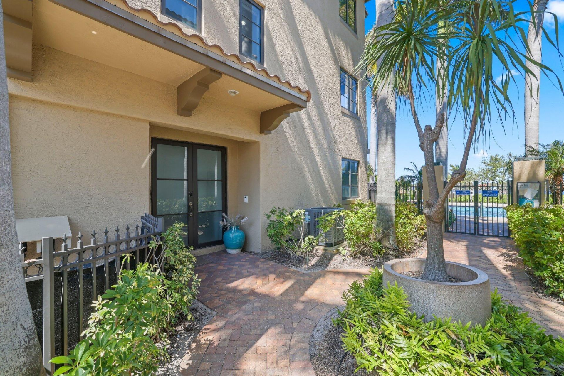 920 Via Villagio, Hypoluxo, FL 33462 Photo