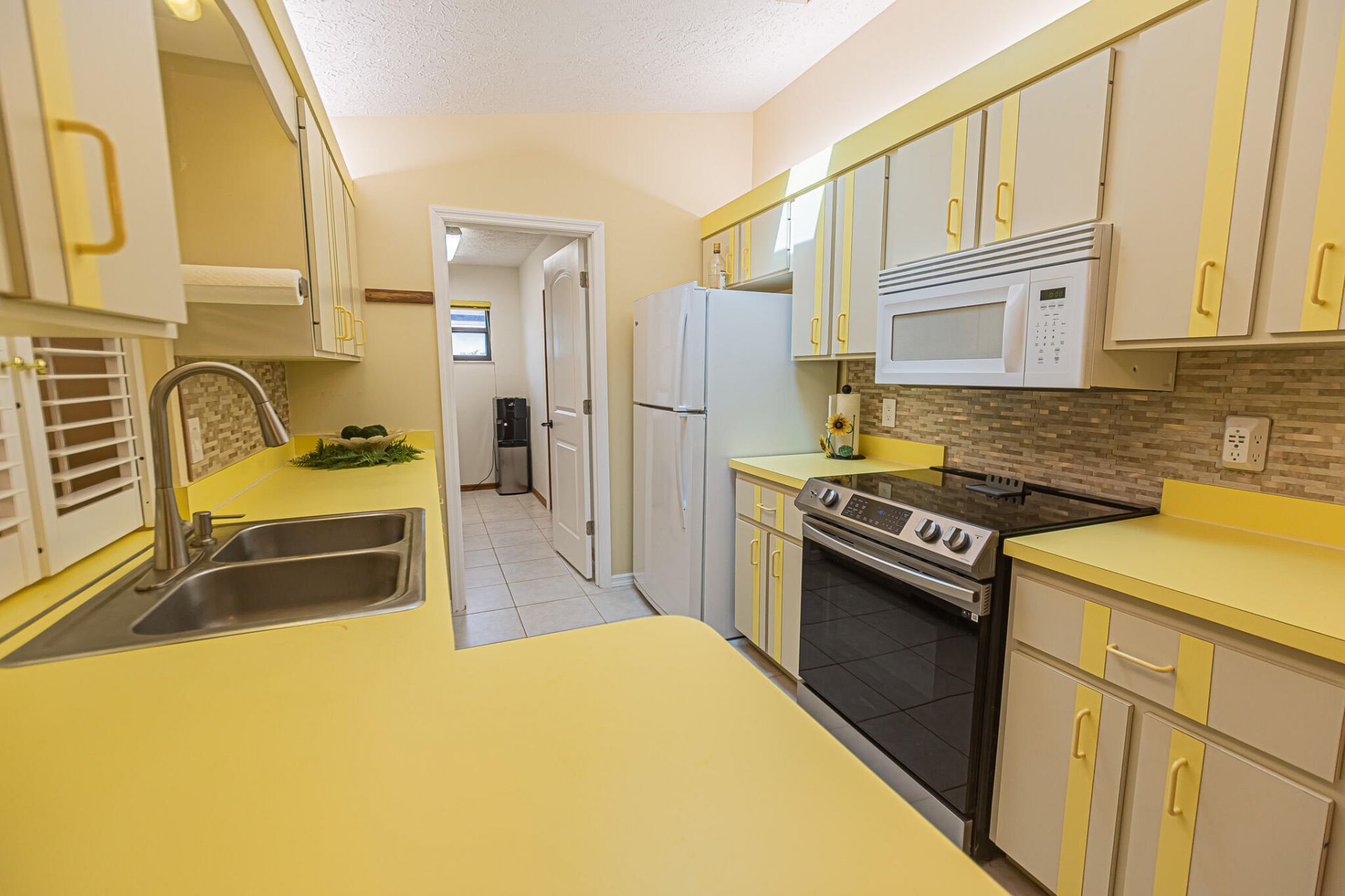 537 NW Sagamore Terrace, Port Saint Lucie, FL 34983 Photo