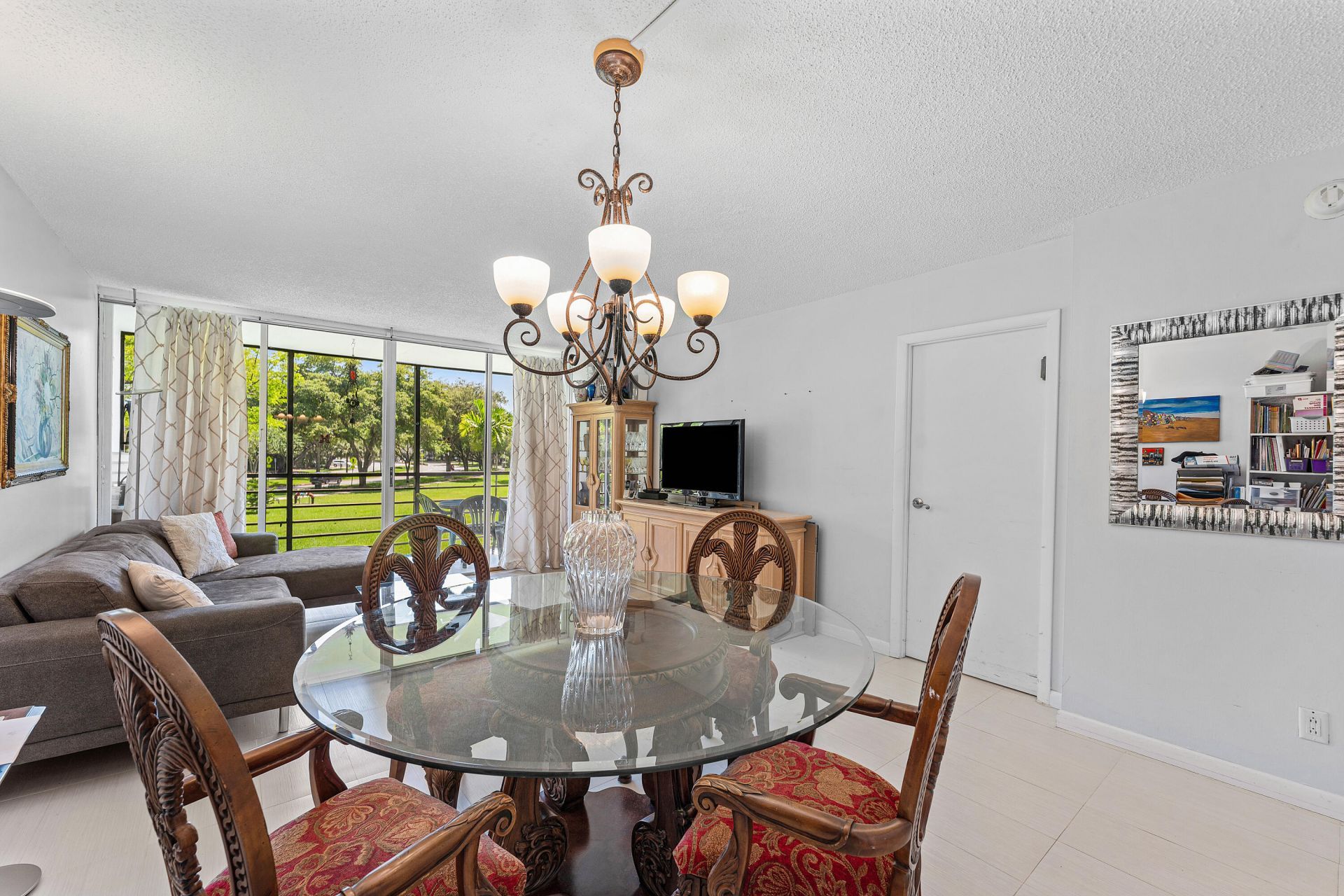 20500 W Country Club Drive, Unit 210, Aventura, FL 33180 Photo
