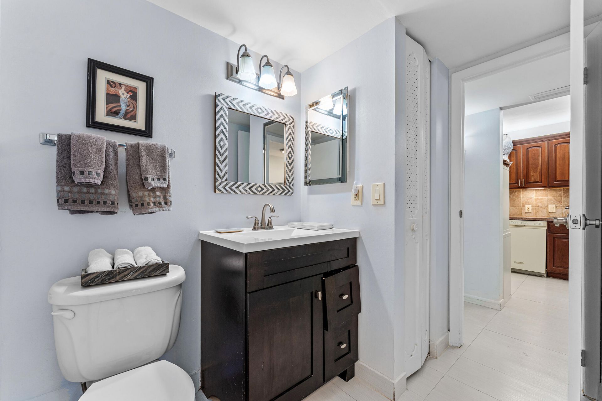 20500 W Country Club Drive, Unit 210, Aventura, FL 33180 Photo