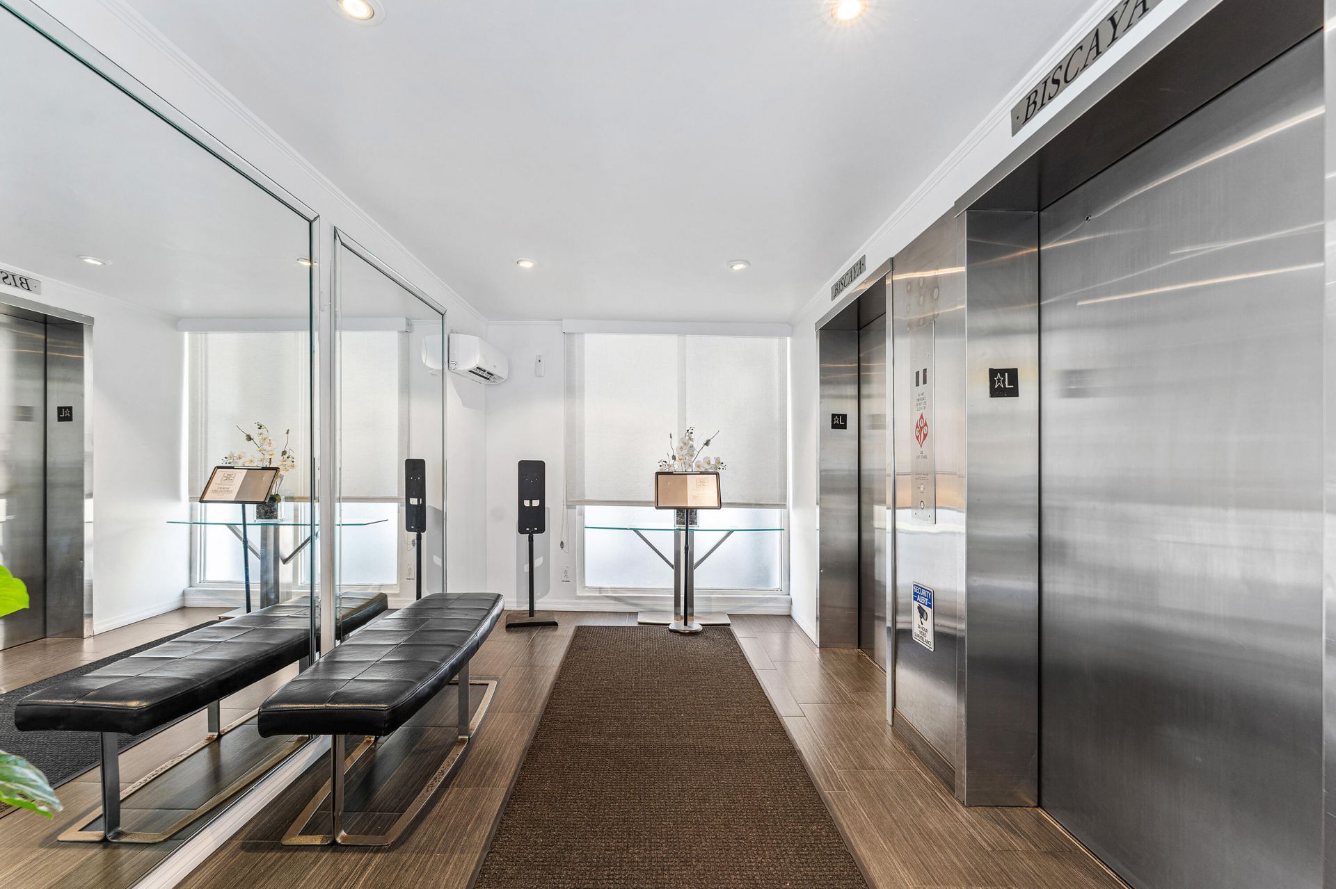 20500 W Country Club Drive, Unit 210, Aventura, FL 33180 Photo