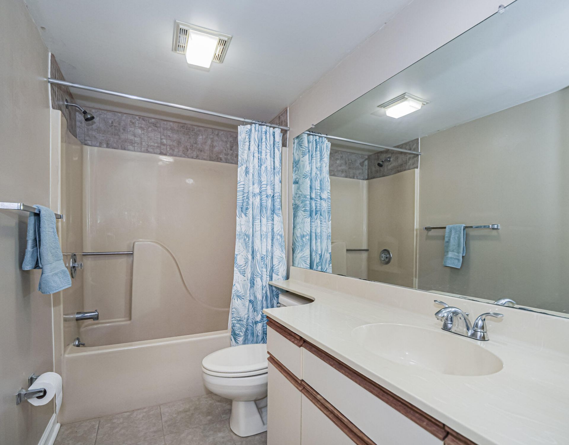 23 Plantation Drive, Unit 102, Vero Beach, FL 32966 Photo