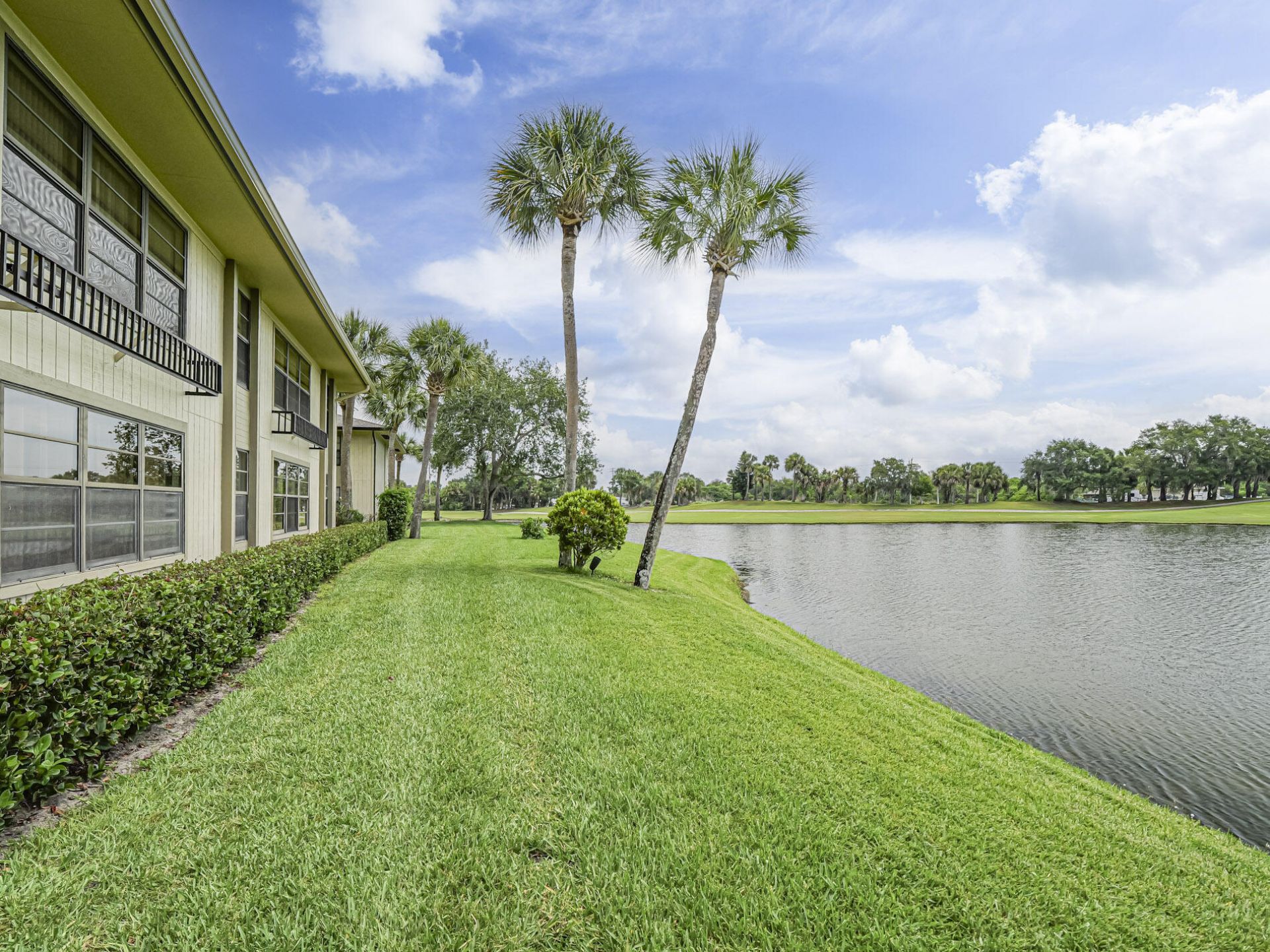 23 Plantation Drive, Unit 102, Vero Beach, FL 32966 Photo