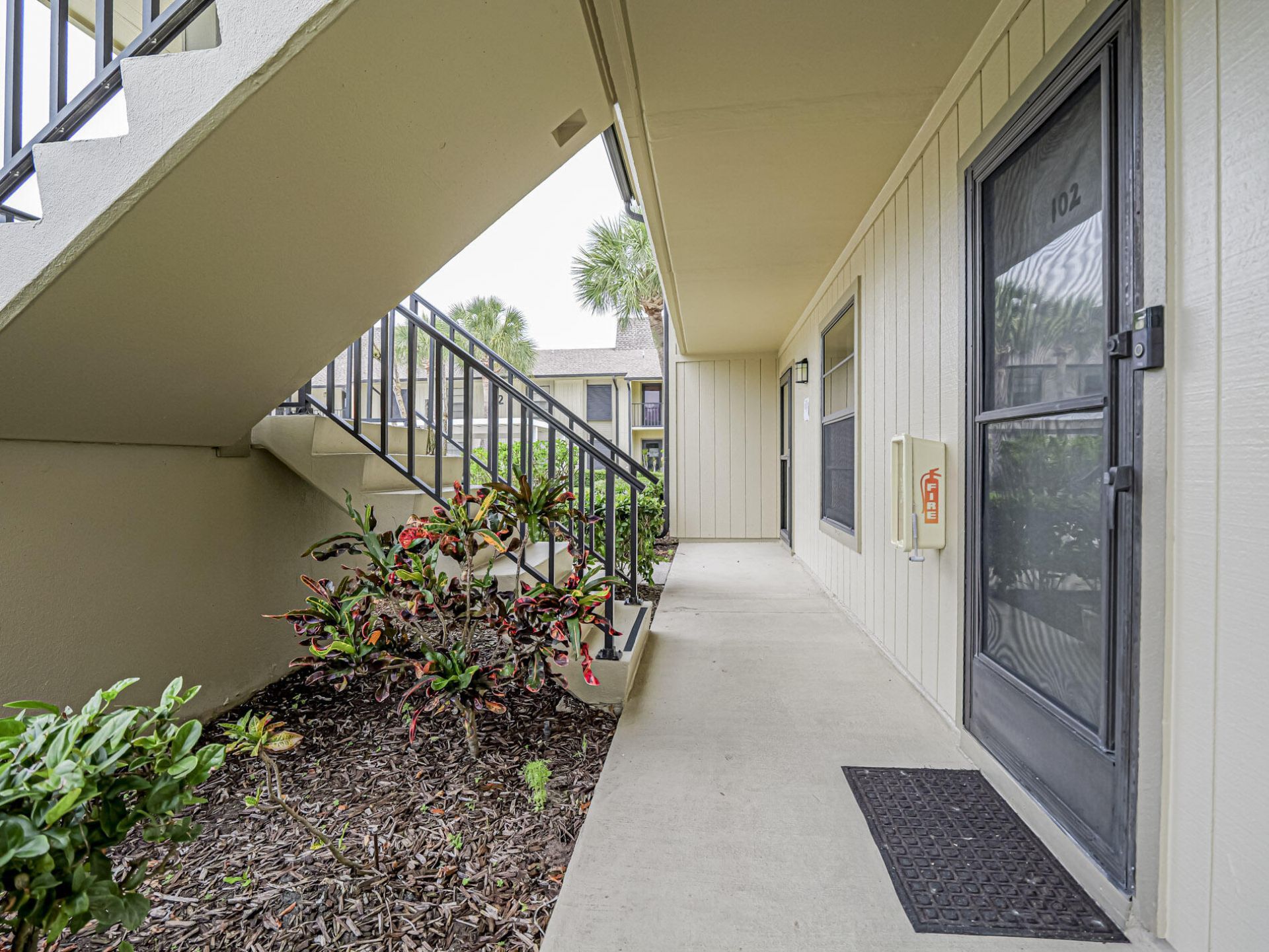 23 Plantation Drive, Unit 102, Vero Beach, FL 32966 Photo