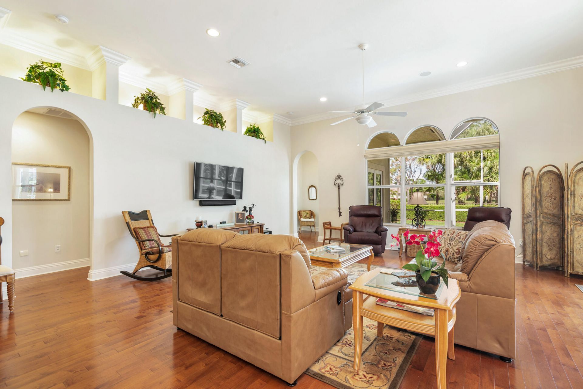 594 N Country Club Drive, Atlantis, FL 33462 Photo