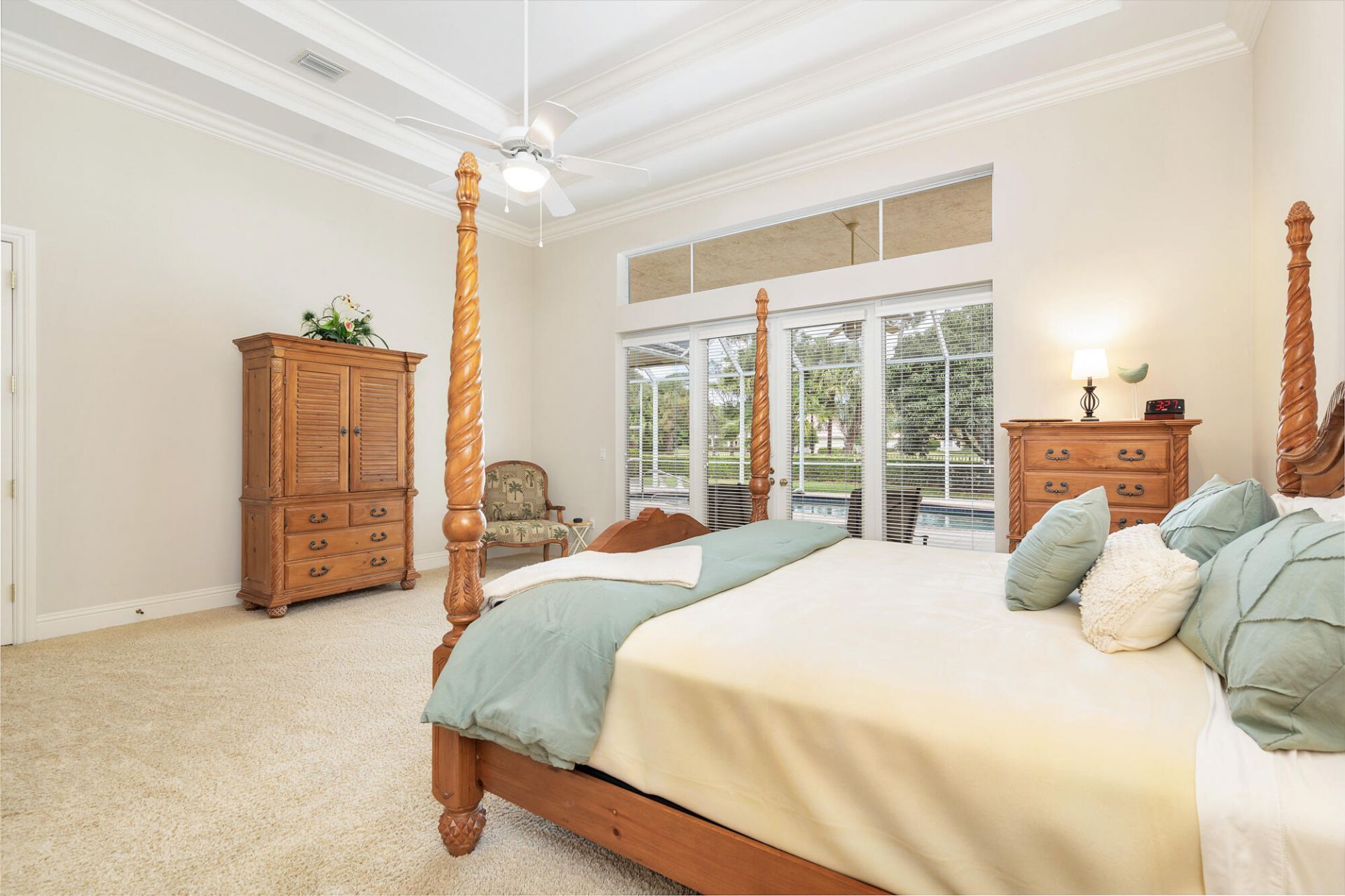 594 N Country Club Drive, Atlantis, FL 33462 Photo
