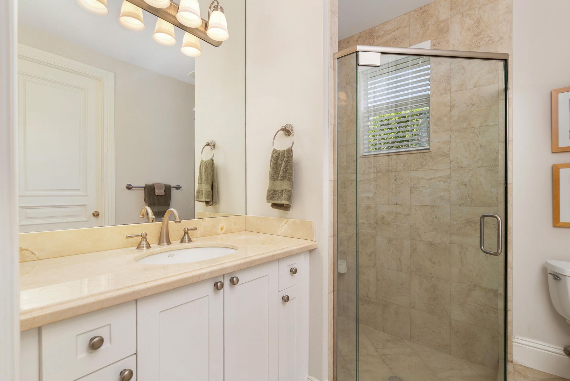 594 N Country Club Drive, Atlantis, FL 33462 Photo